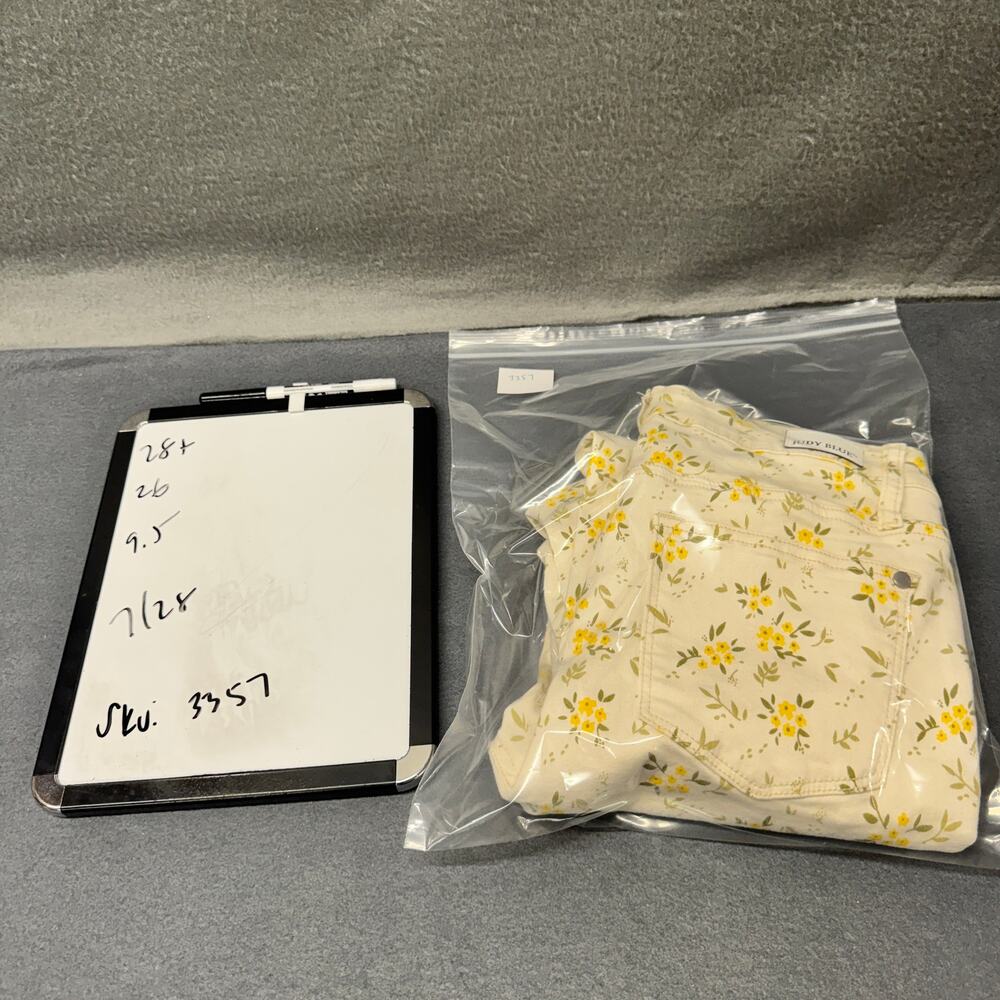 Judy Blue Jeans Womens 7 / 28 Skinny Fit Denim Golden Meadow Floral 26" Inseam - Picture 12 of 12